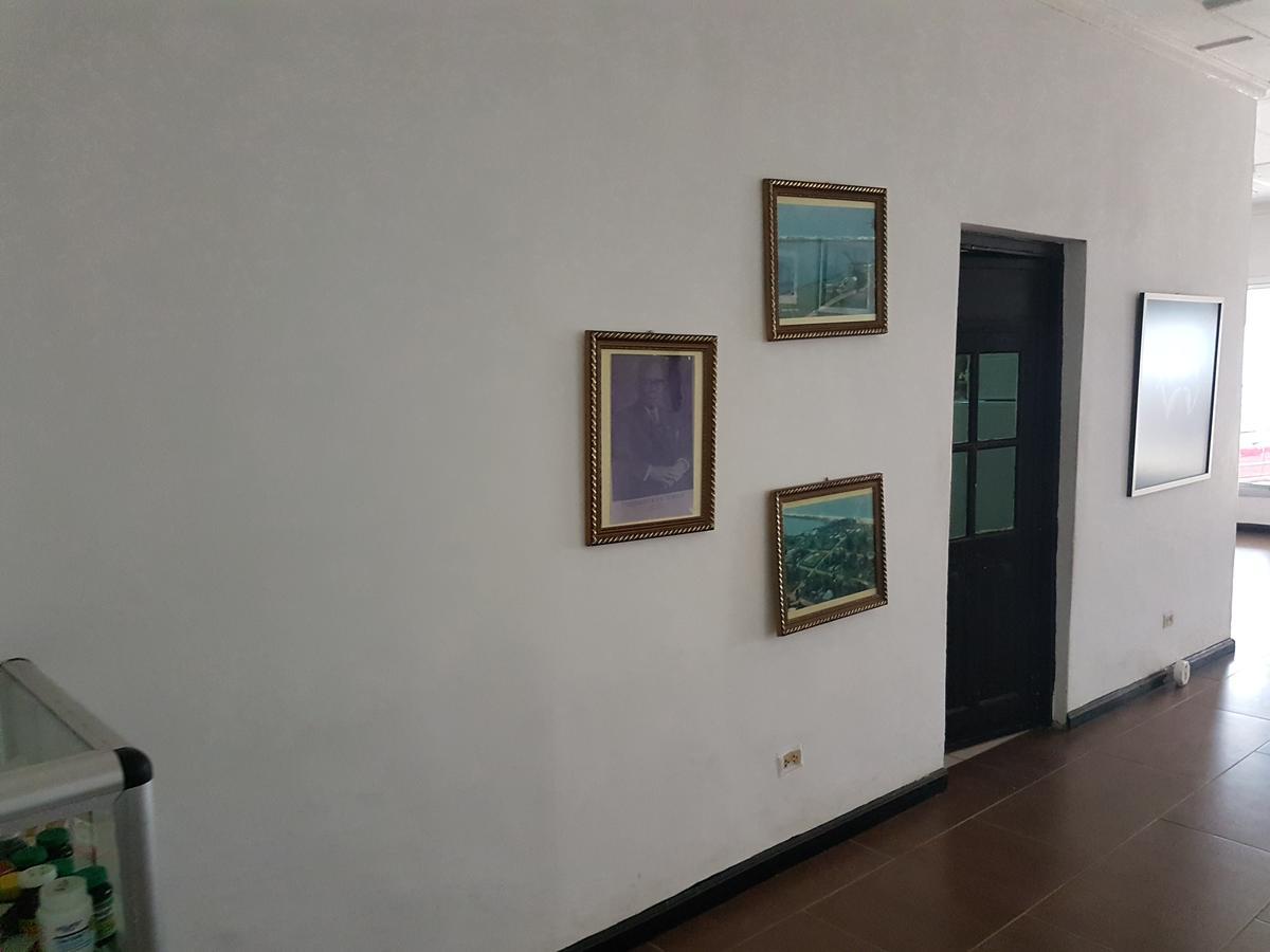 Maryland Guesthouse Monrovia Zewnętrze zdjęcie