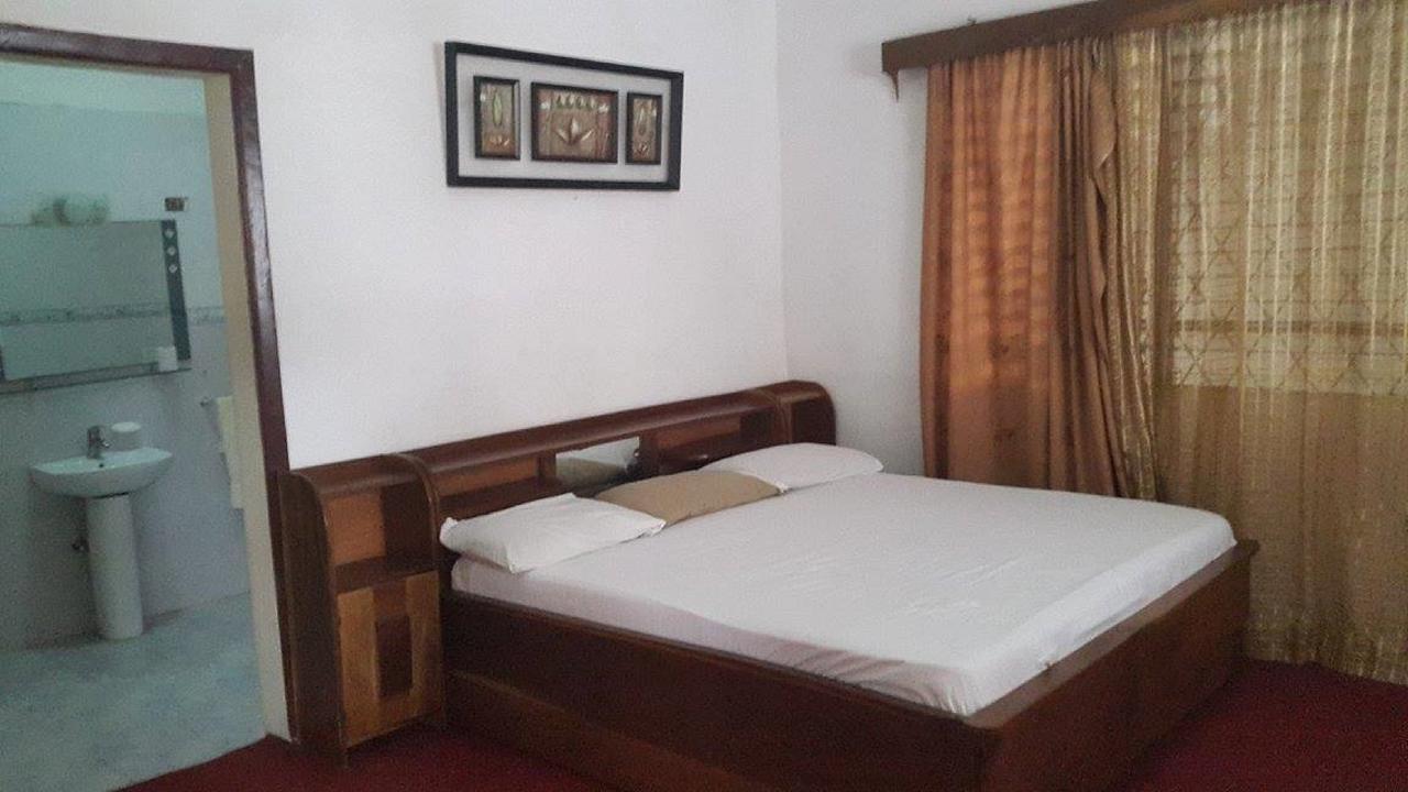 Maryland Guesthouse Monrovia Zewnętrze zdjęcie